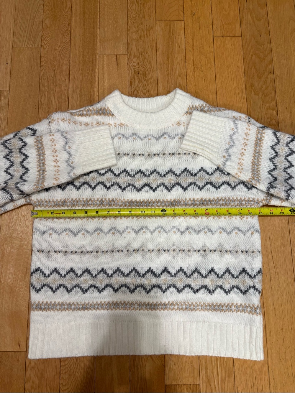 American Eagle Fair Isle Knit Sweater Cream Gray Neutral Boho Cozy Shabby Chic S - Picture 7 of 8